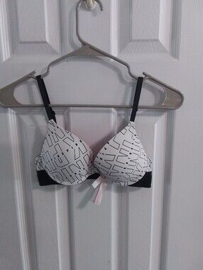 Pink Victorias Secret Wear Everywhere Push Up Bra
